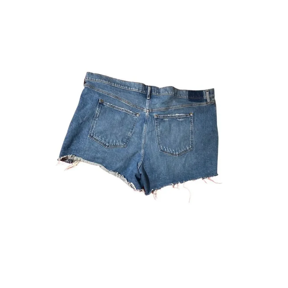 AmberCrombie & Fitch women’s the 4th mom high rise denim shorts S/48
